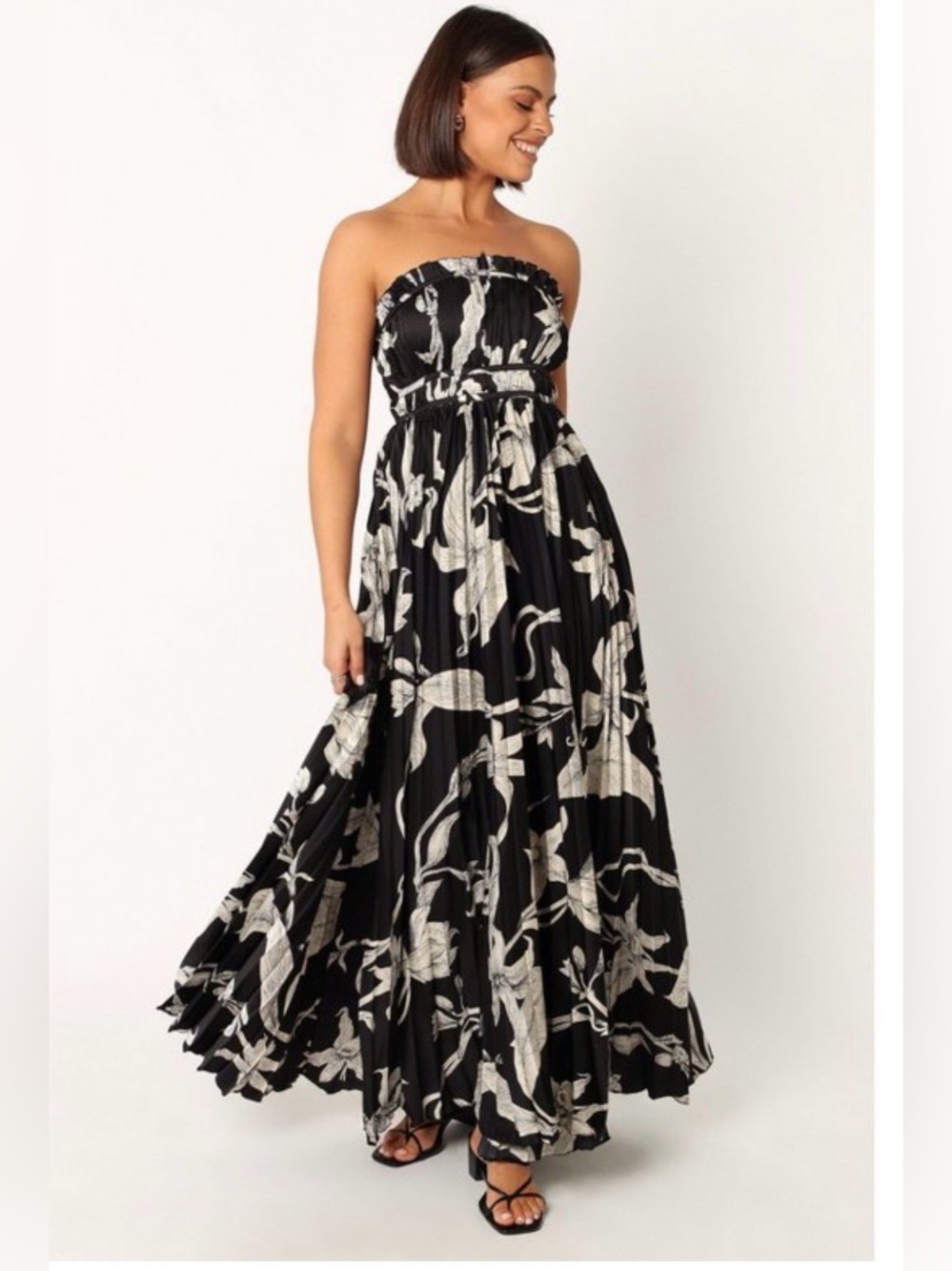 Petal & Pup Black and White Floral Pleated Midi Dress